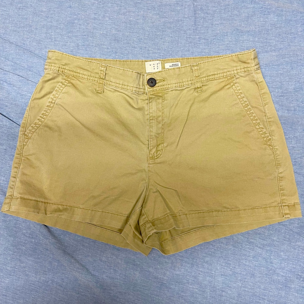 A New Day khaki shorts